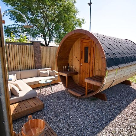 Villa Het Pareltje Van Walsoorden Met Sauna -Extra Bijboeken- Exterior foto